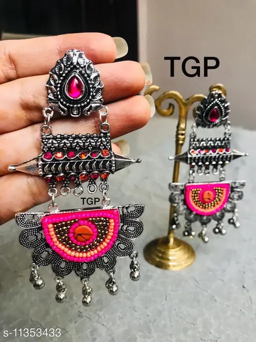 Stylish silver earring for girls, ladies, and girlfried for all occasion and gift purpose for Navratri