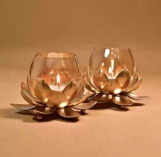 Lotus Flower Shape Tealight Candle Holder with Crackled Glass Cover