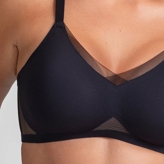 Wire free crossover bra