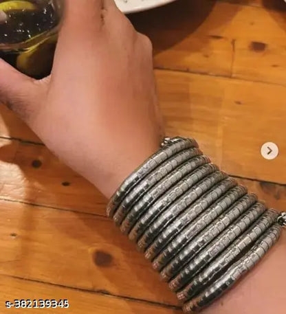 Samridhi DC Western Style Viral Spiral Bangle Black Bangle for Navratri
